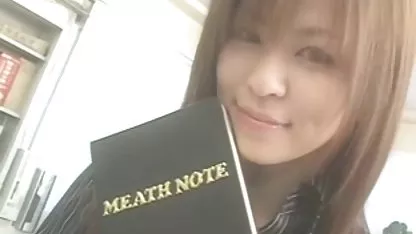 Lucu gemuk dia menggoda tante sange di entot dia di jalan.