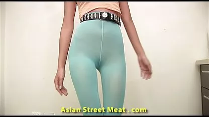 Gadis asia dengan kulit bokep sange online hitam