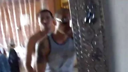 Mencium tangan ketika orang-orang yang SE bokep tante sange berat