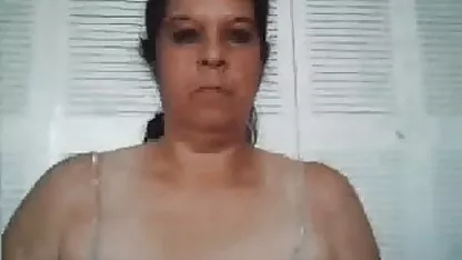 Grand video bokep ibu ibu sange hanya UN-pita, hitam