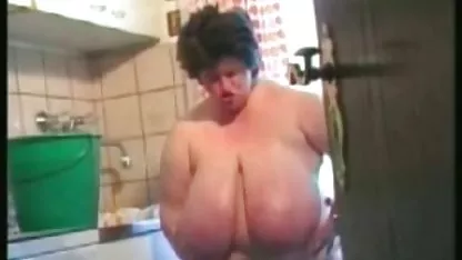 Penyair muda video bokep ibu ibu sange Taylor di Keledai