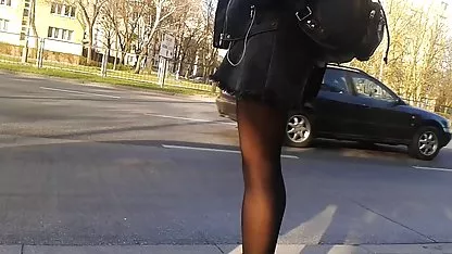 1 gelas, bokeb tante sange hitam dan putih, ibu