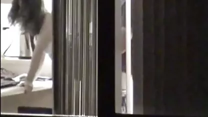 Diikat, kaki video bokep sange
